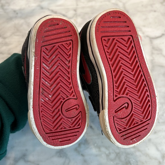 Nike shoes toddler high top Velcro sneakers size: 5C - Picture 10 of 10